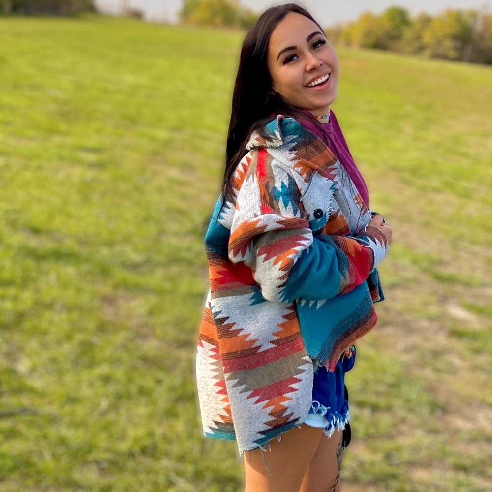 Reg & Plus Size Aztec Button Up